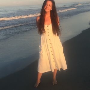 Meet your Posher, Leslie